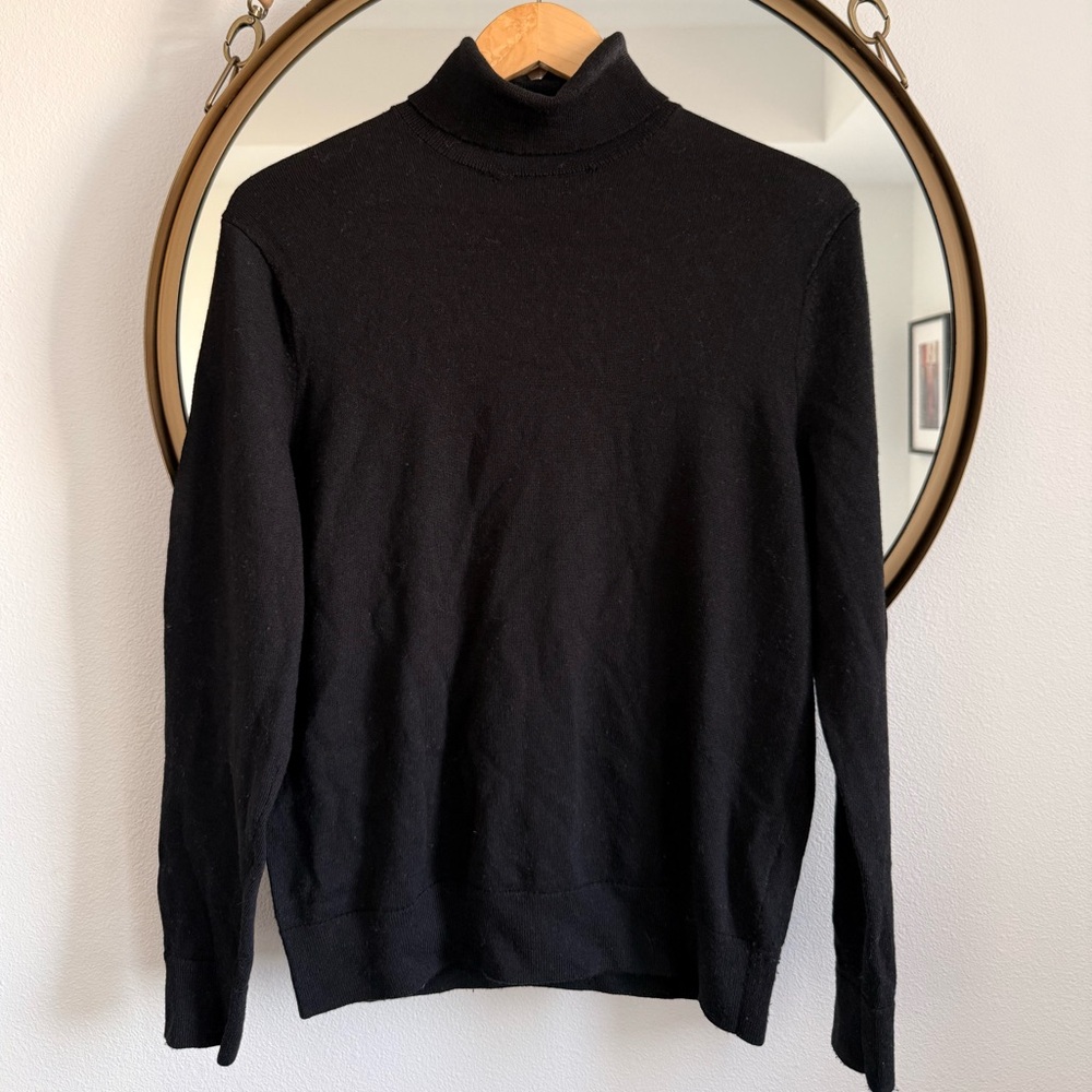 Banana Republic Wool Black Turtleneck Sweater